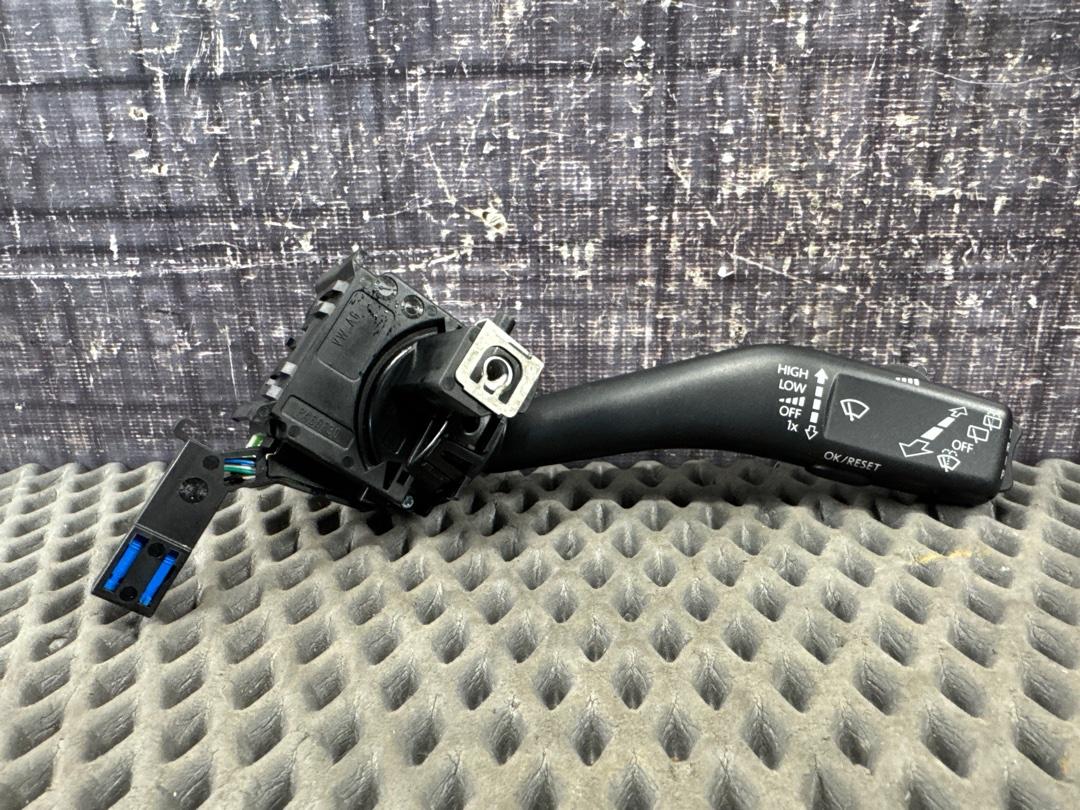 Подрулевой переключатель, 850 рублей, Красноярск