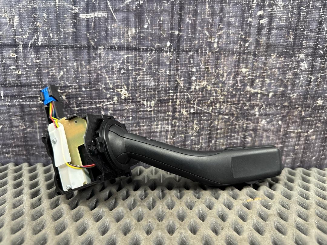 Подрулевой переключатель, 850 рублей, Красноярск