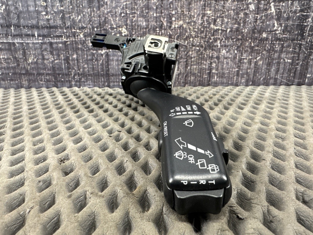 Подрулевой переключатель, 850 рублей, Красноярск