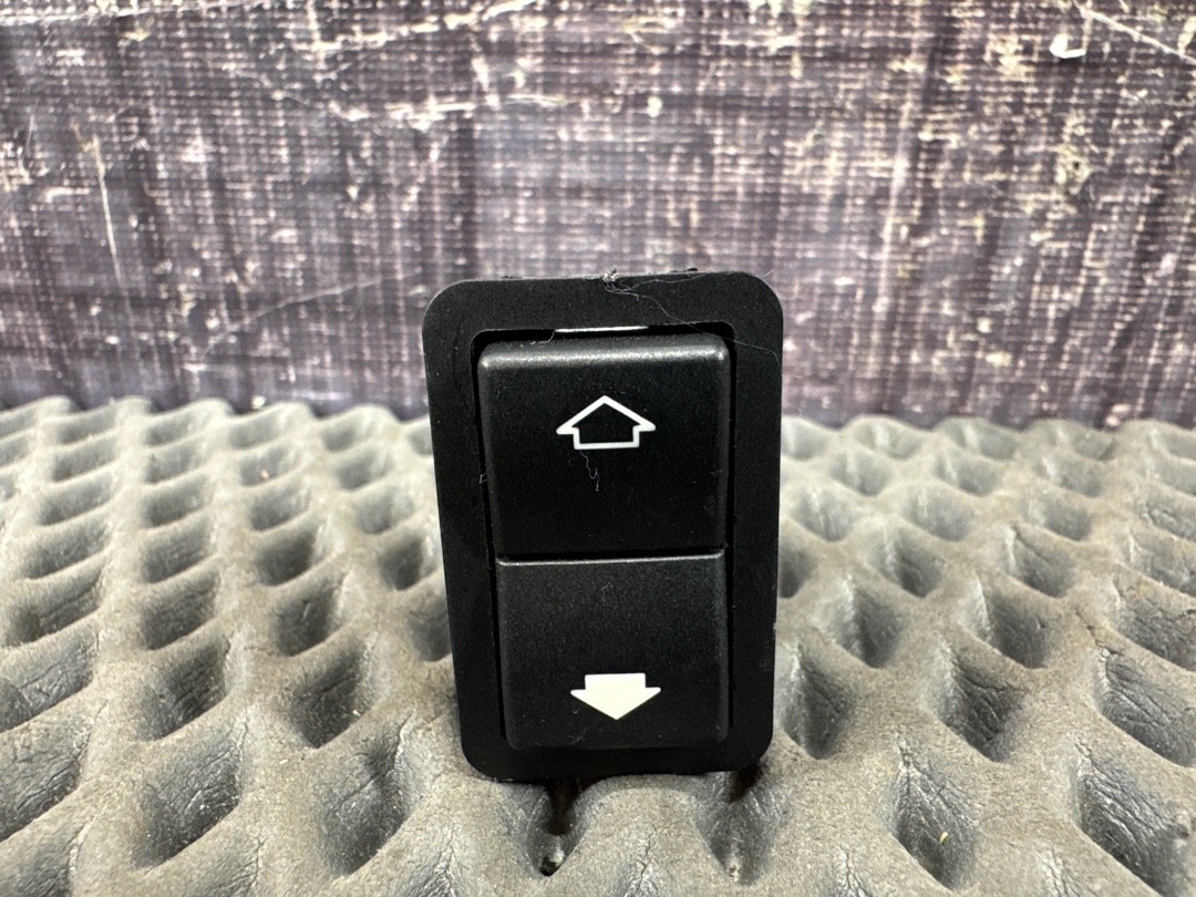 Кнопка стеклоподъемника, 210 рублей, Красноярск