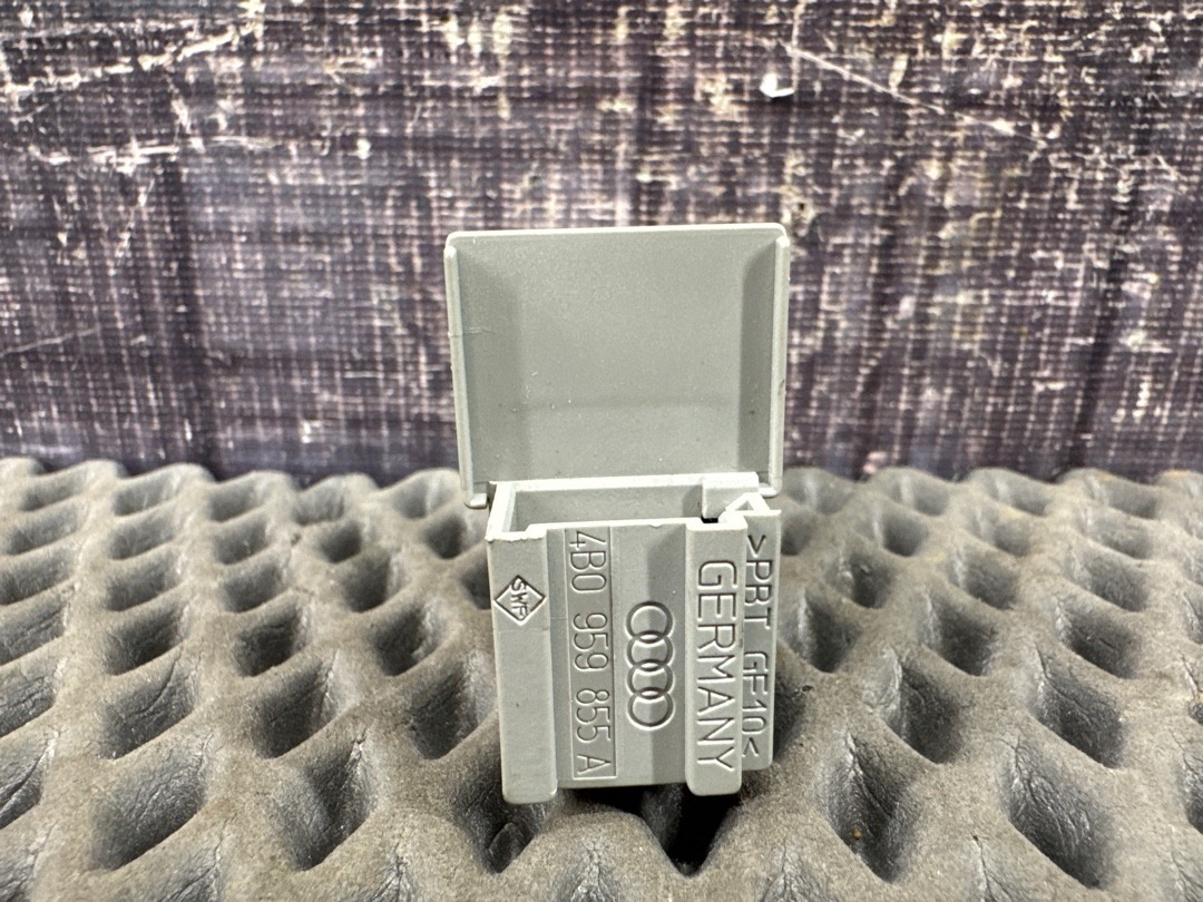 Кнопка стеклоподъемника, 250 рублей, Красноярск