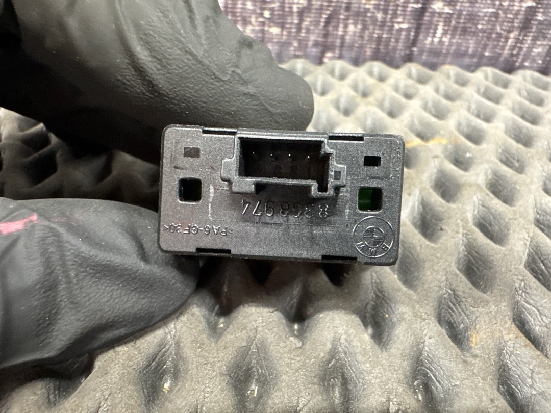 Кнопка стеклоподъемника, 210 рублей, Красноярск