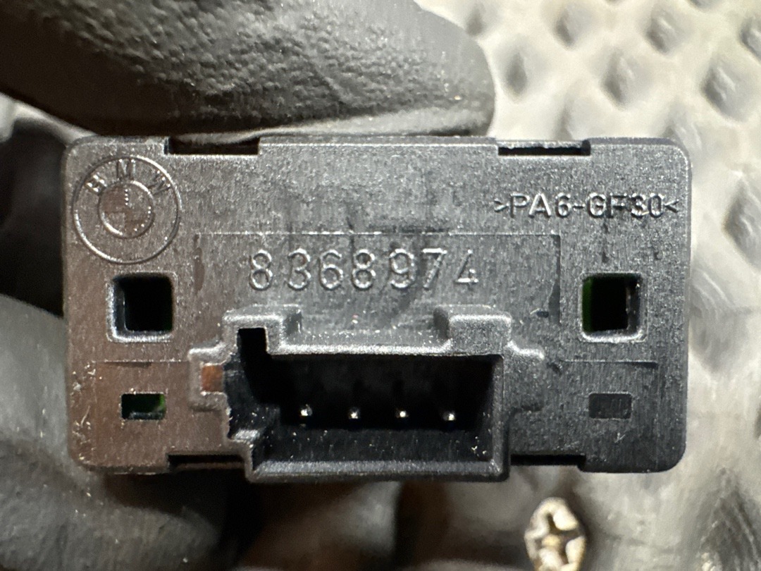 Кнопка стеклоподъемника, 210 рублей, Красноярск