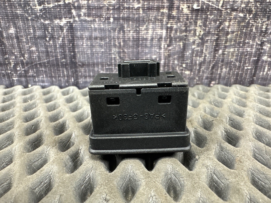 Кнопка стеклоподъемника, 210 рублей, Красноярск