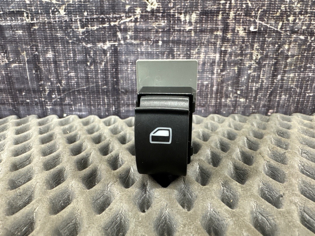 Кнопка стеклоподъемника, 250 рублей, Красноярск