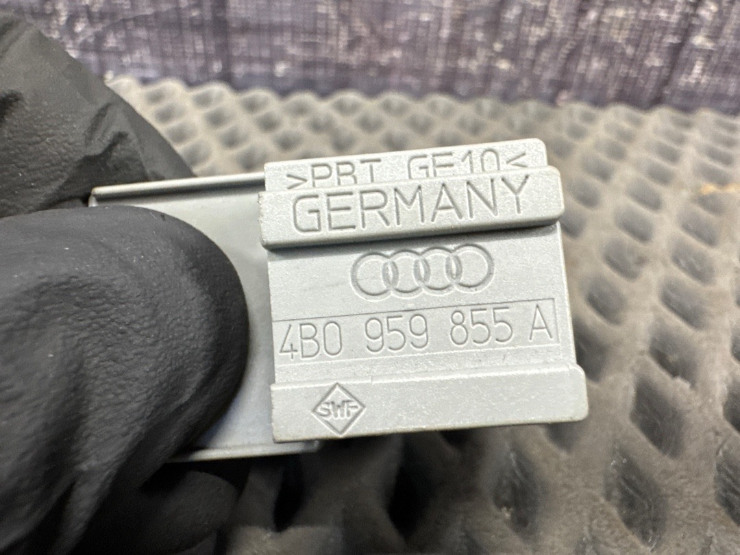 Кнопка стеклоподъемника, 250 рублей, Красноярск