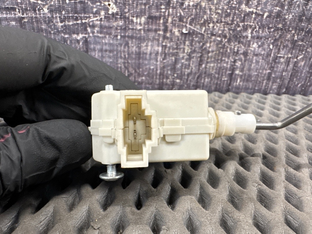 Замок лючка бензобака, 700 рублей, Красноярск