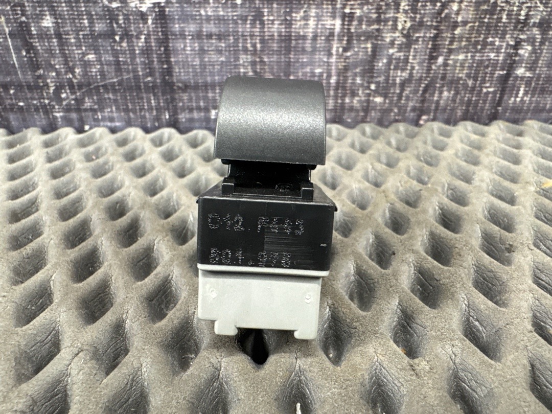 Кнопка стеклоподъемника, 250 рублей, Красноярск