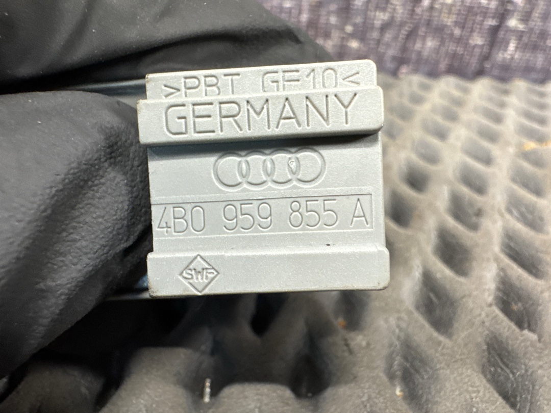 Кнопка стеклоподъемника, 250 рублей, Красноярск