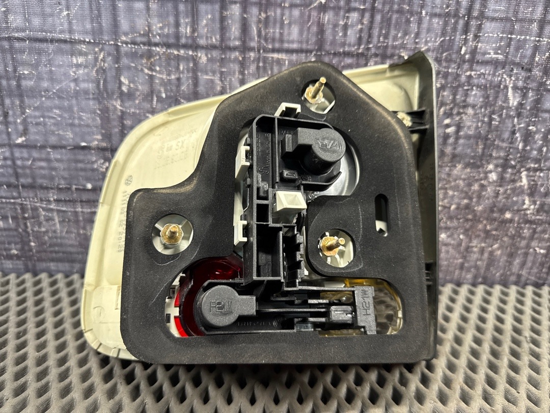 Фонарь в крышку багажника, 3000 рублей, Красноярск