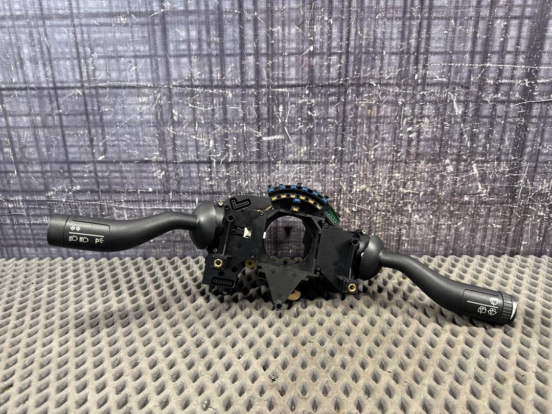 Подрулевой переключатель, 2000 рублей, Красноярск