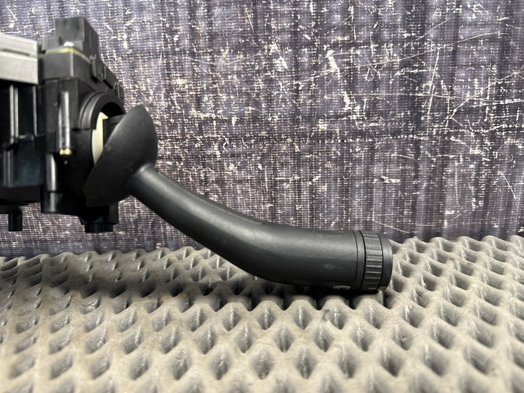 Подрулевой переключатель, 2000 рублей, Красноярск