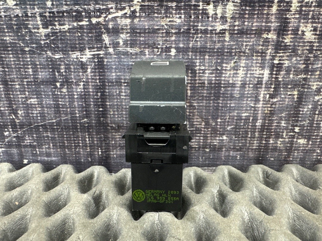 Кнопка стеклоподъемника, 150 рублей, Красноярск