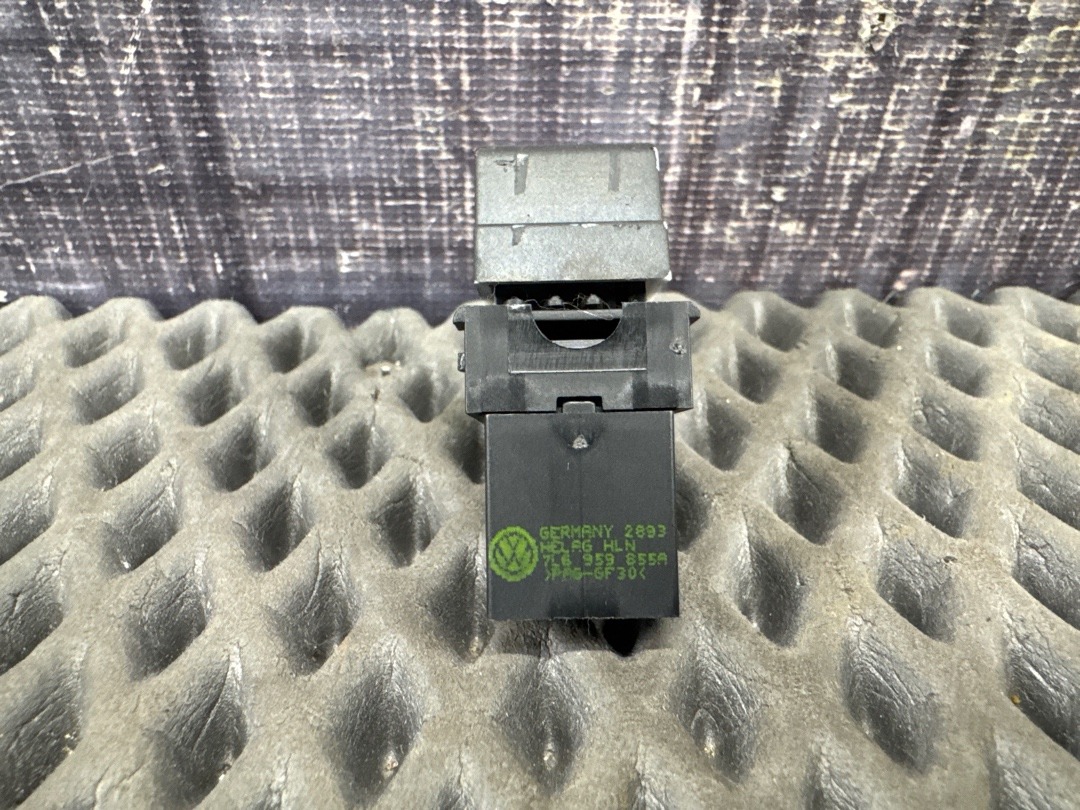 Кнопка стеклоподъемника, 150 рублей, Красноярск