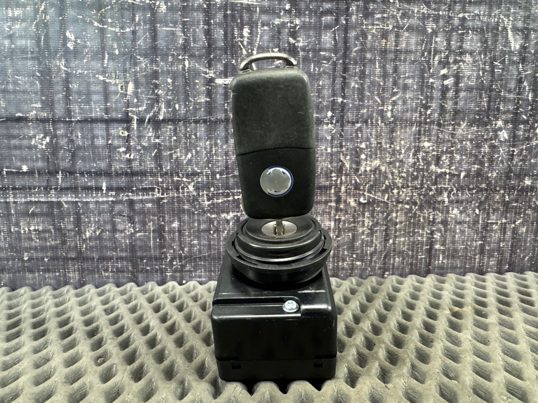 Замок зажигания, 2500 рублей, Красноярск