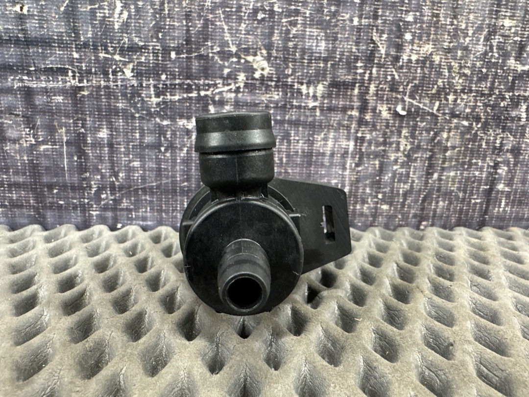 Клапан вентиляции топливного бака, 600 рублей, Красноярск