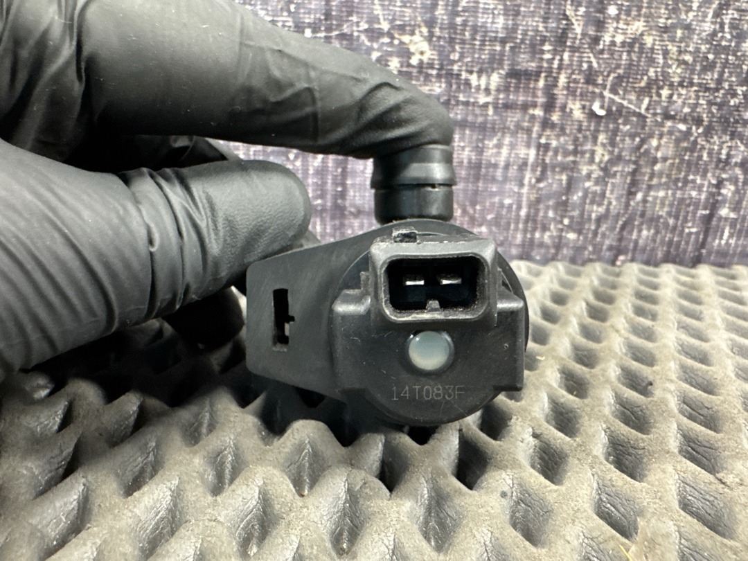 Клапан вентиляции топливного бака, 600 рублей, Красноярск