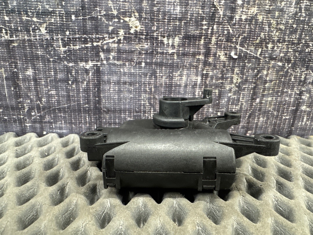 Мотор заслонки печки, 700 рублей, Красноярск