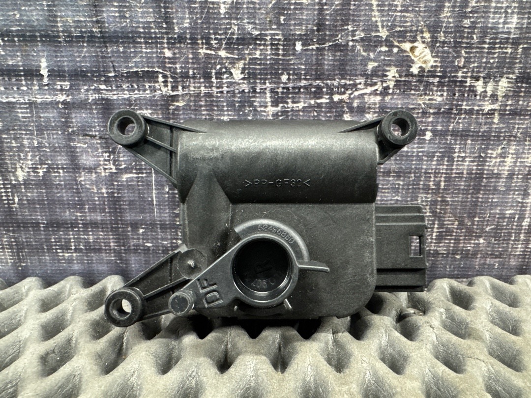 Мотор заслонки печки, 700 рублей, Красноярск