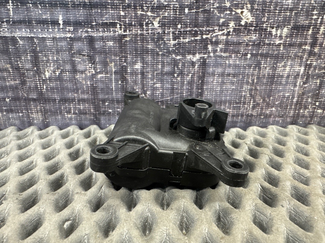 Мотор заслонки печки, 700 рублей, Красноярск