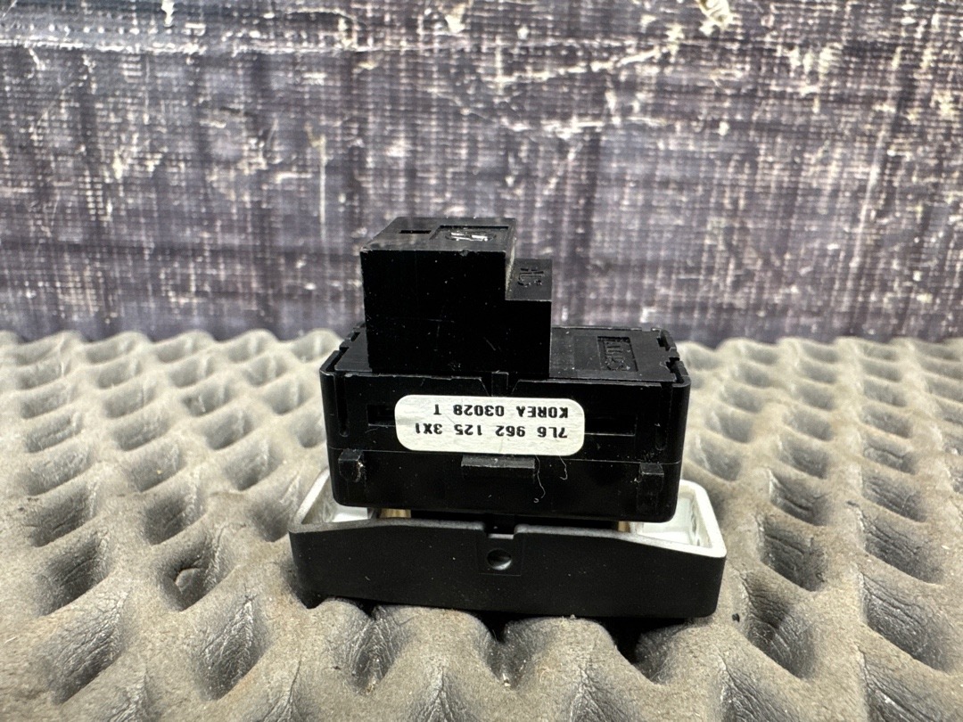 Кнопка центрального замка, 350 рублей, Красноярск