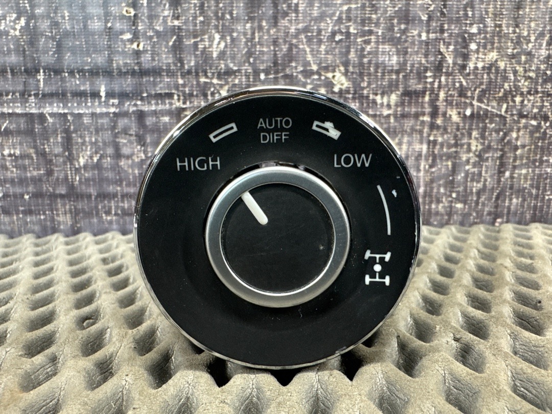 Переключатель блокировки дифференциала, 500 рублей, Красноярск