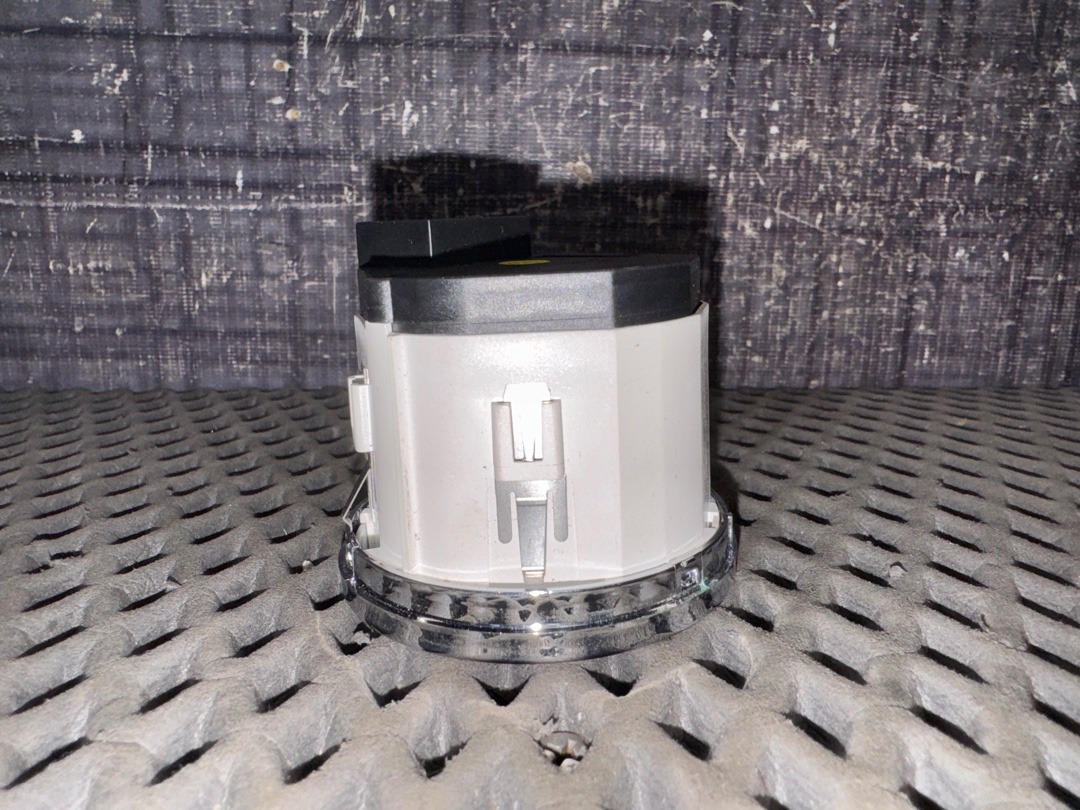 Переключатель блокировки дифференциала, 500 рублей, Красноярск