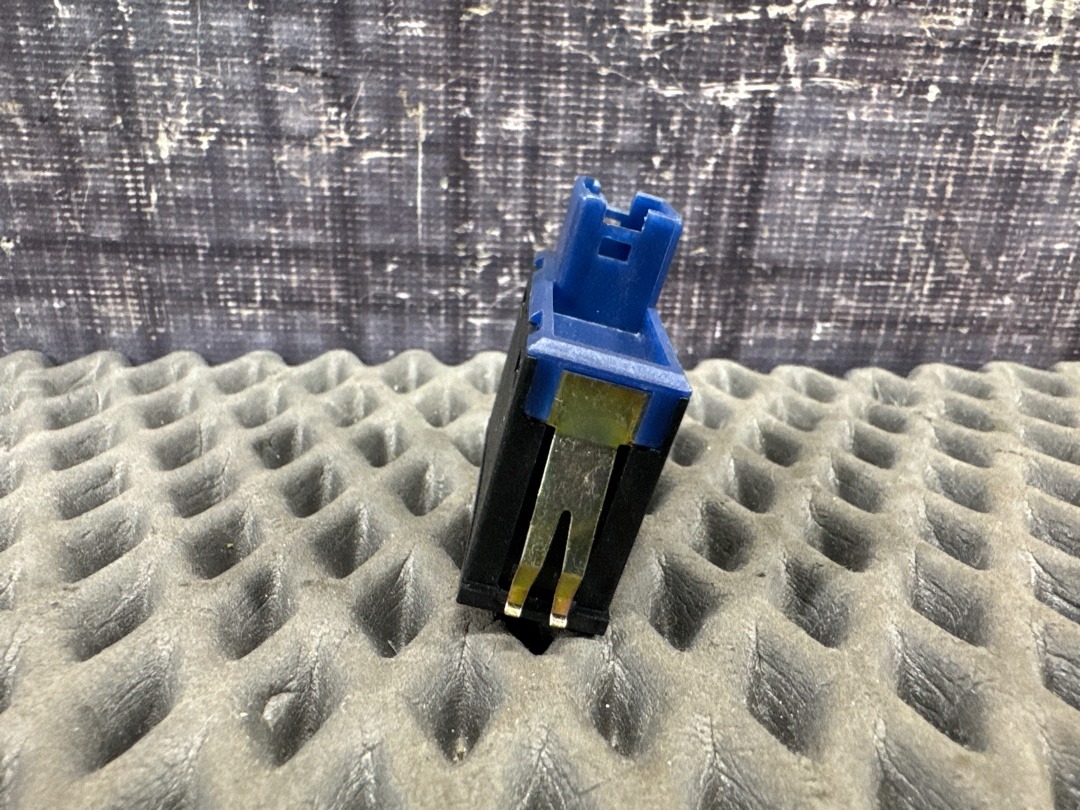 Кнопка открывания багажника, 276 рублей, Красноярск