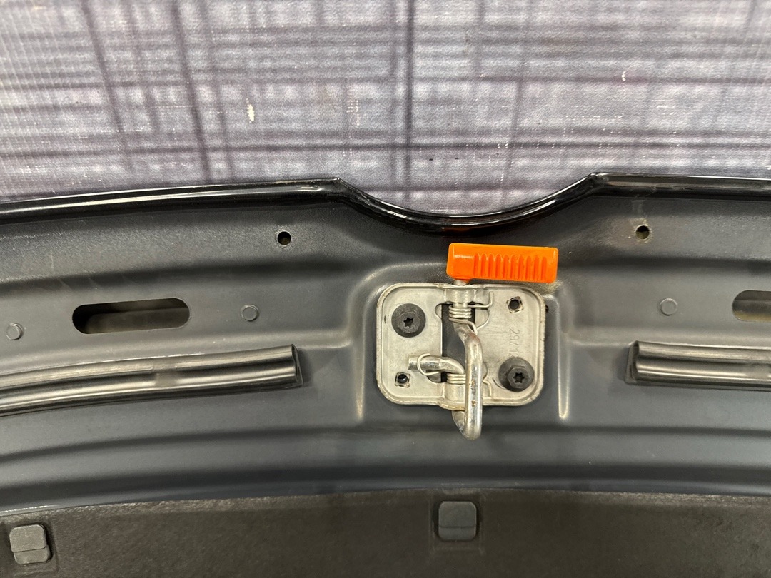 Капот, 22160 рублей, Красноярск