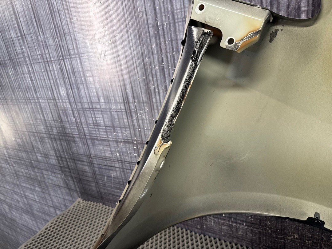 Крыло, 12310 рублей, Красноярск