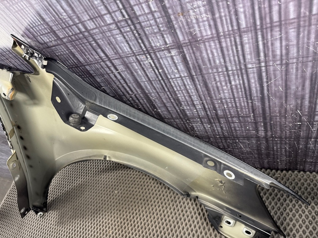 Крыло, 12310 рублей, Красноярск