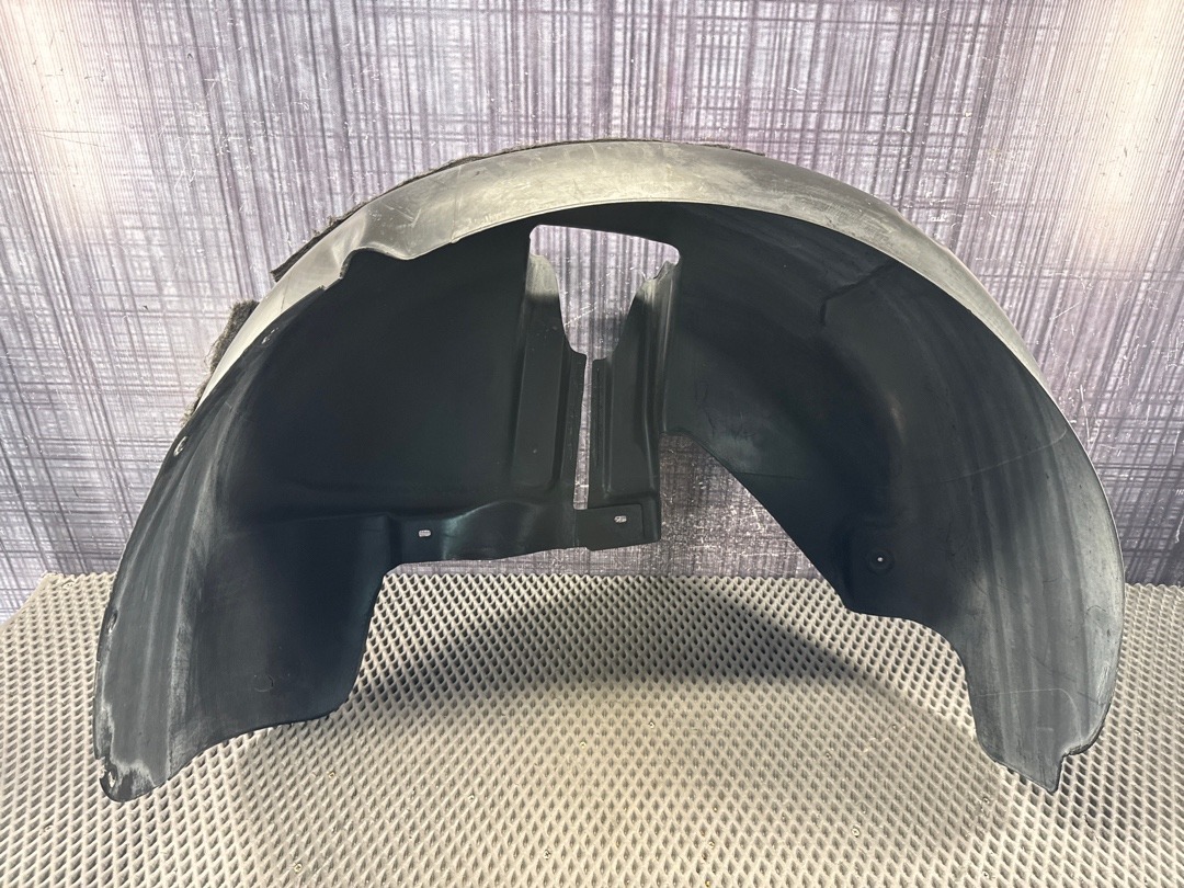 Подкрылок, 1760 рублей, Красноярск