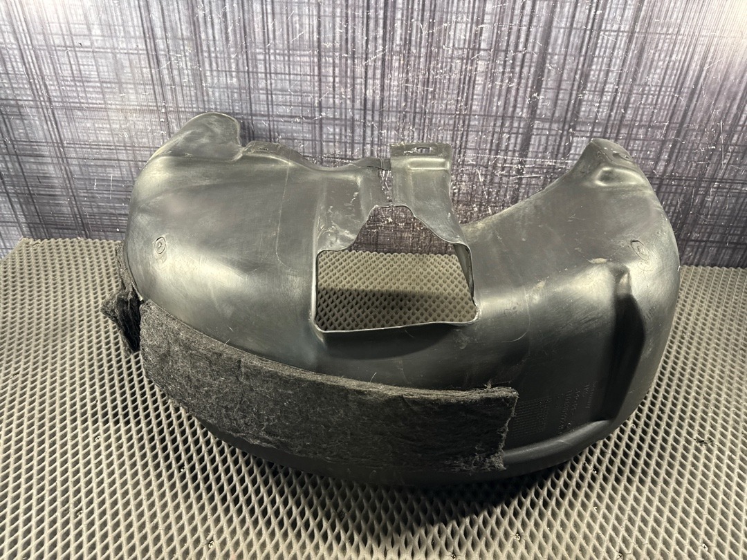 Подкрылок, 1760 рублей, Красноярск