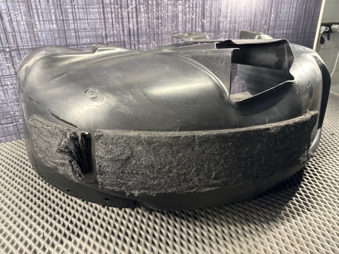 Подкрылок, 1760 рублей, Красноярск