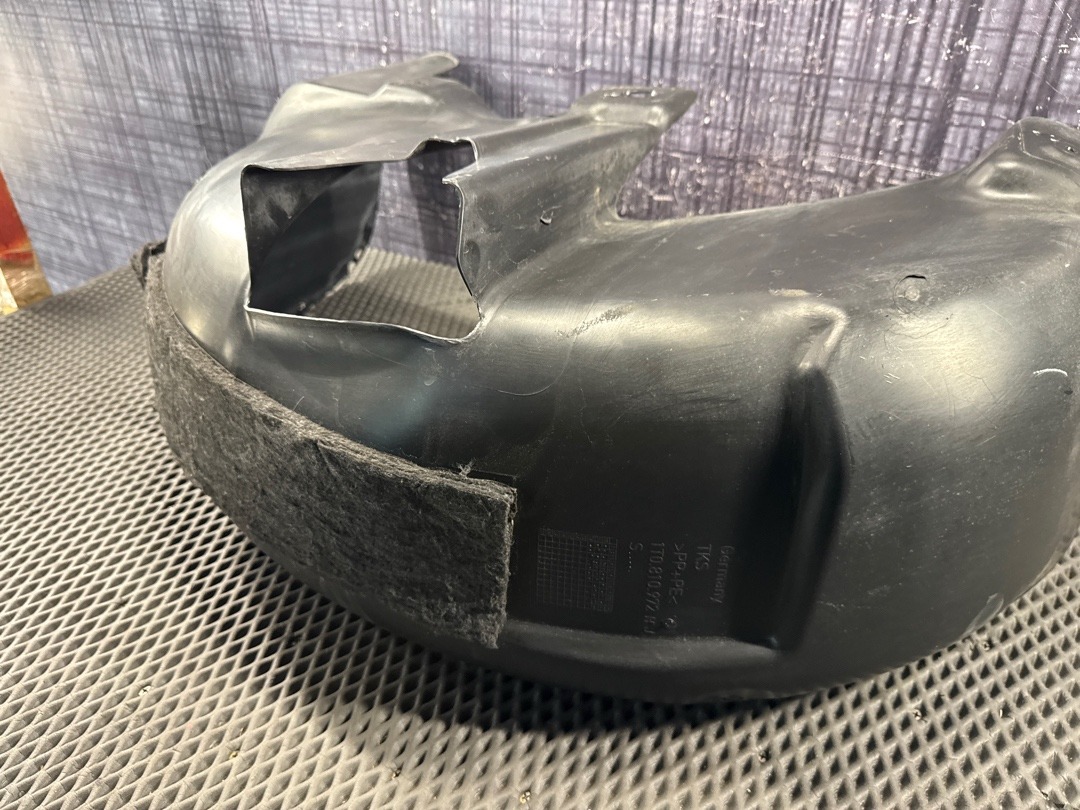 Подкрылок, 1760 рублей, Красноярск