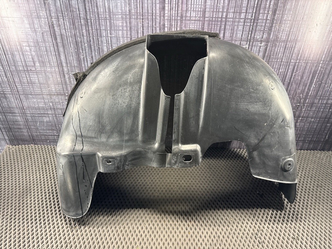 Подкрылок, 1760 рублей, Красноярск