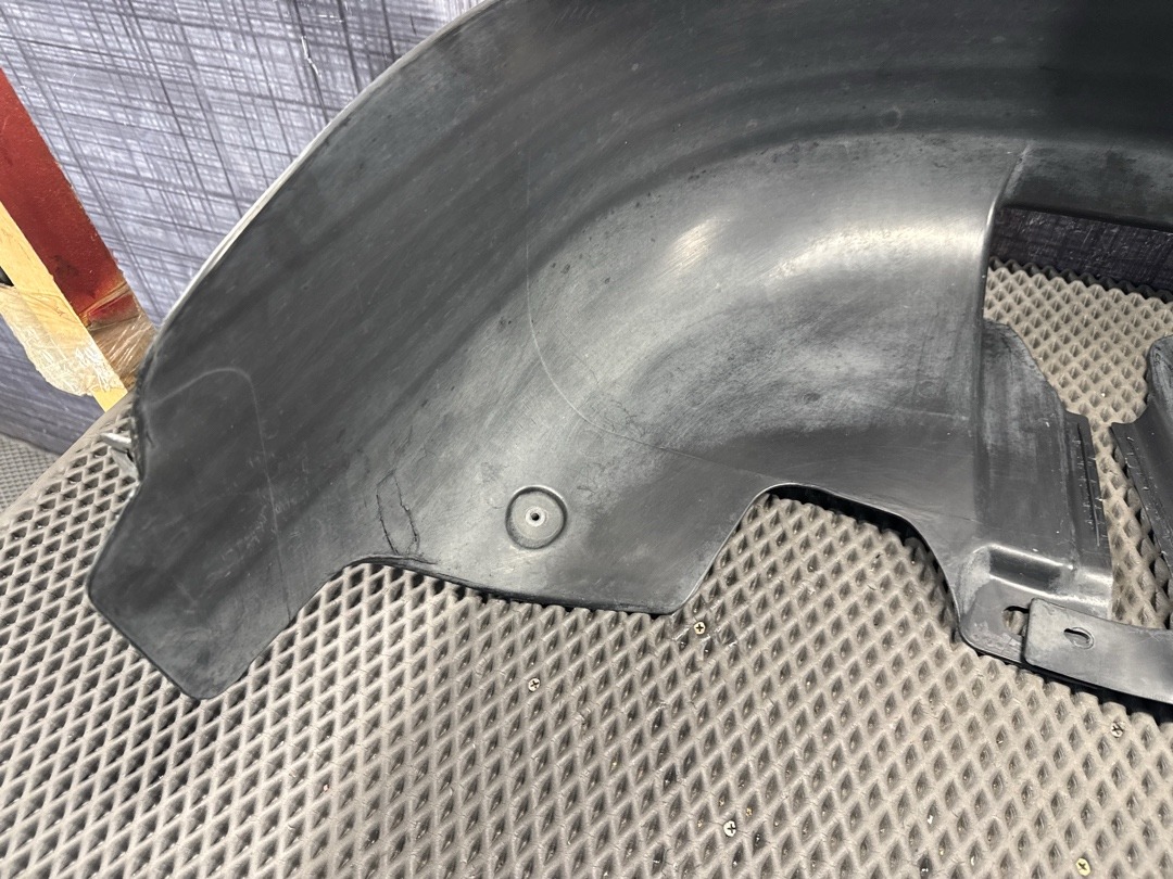 Подкрылок, 1760 рублей, Красноярск