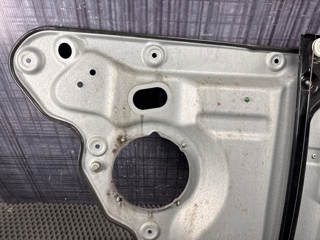 Стеклоподъемник, 2360 рублей, Красноярск