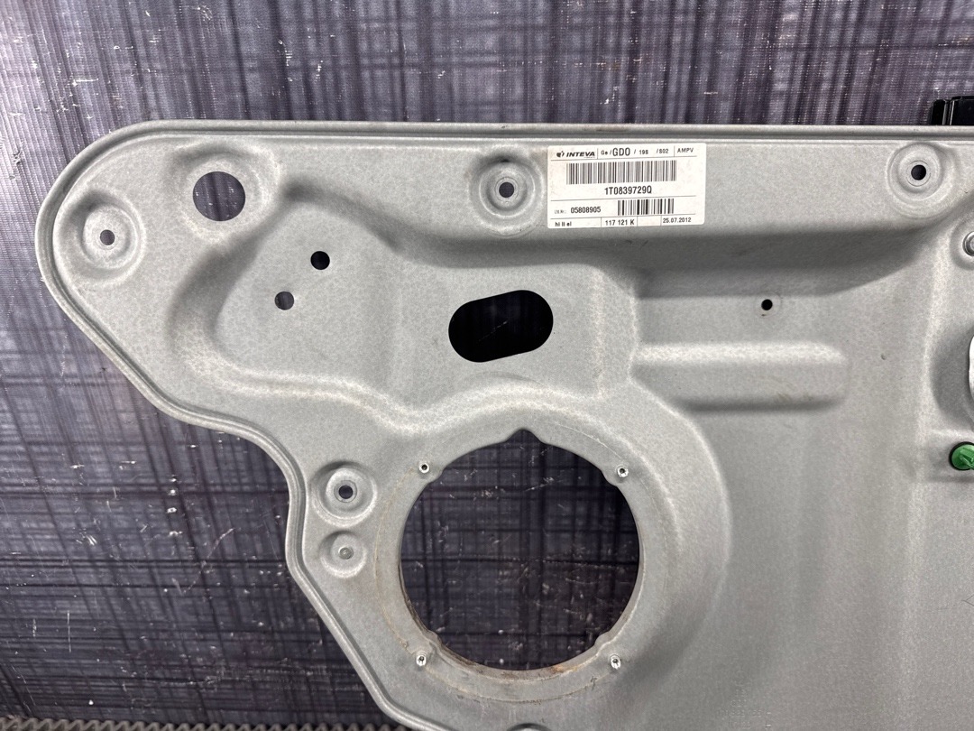 Стеклоподъемник, 2360 рублей, Красноярск