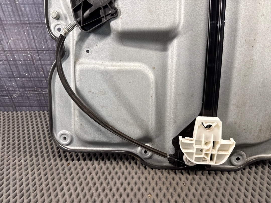 Стеклоподъемник, 2360 рублей, Красноярск