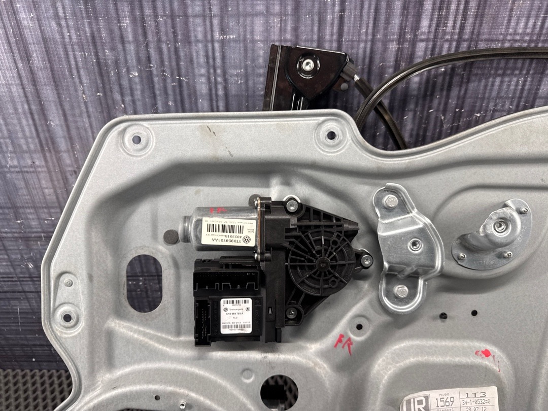 Стеклоподъемник, 3410 рублей, Красноярск