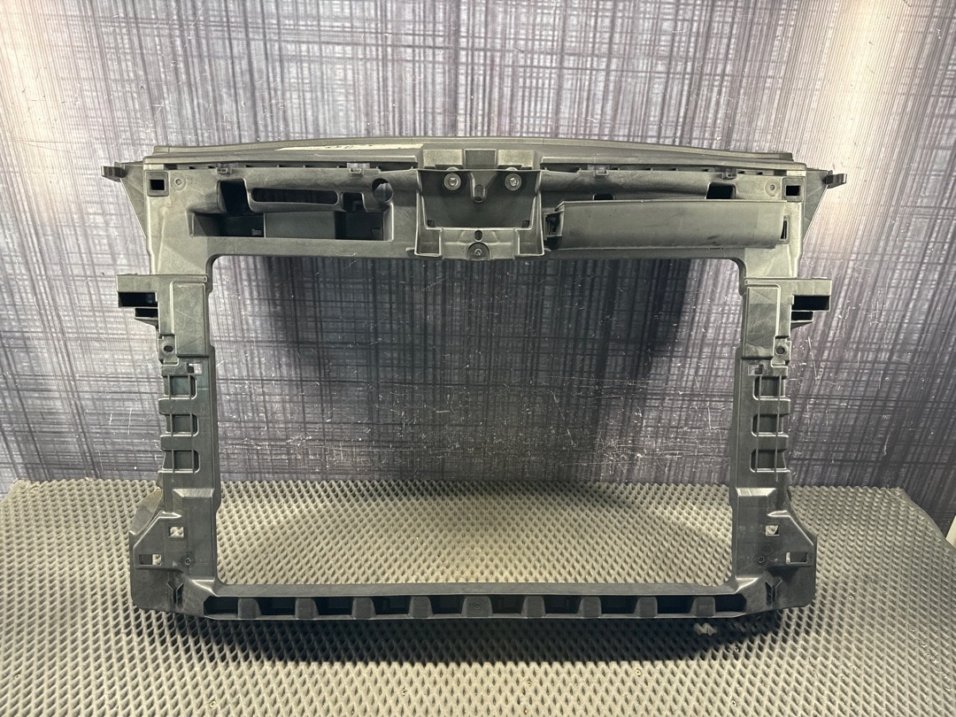 Рамка радиатора, 13620 рублей, Красноярск