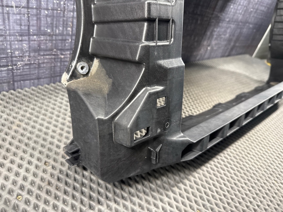 Рамка радиатора, 13620 рублей, Красноярск