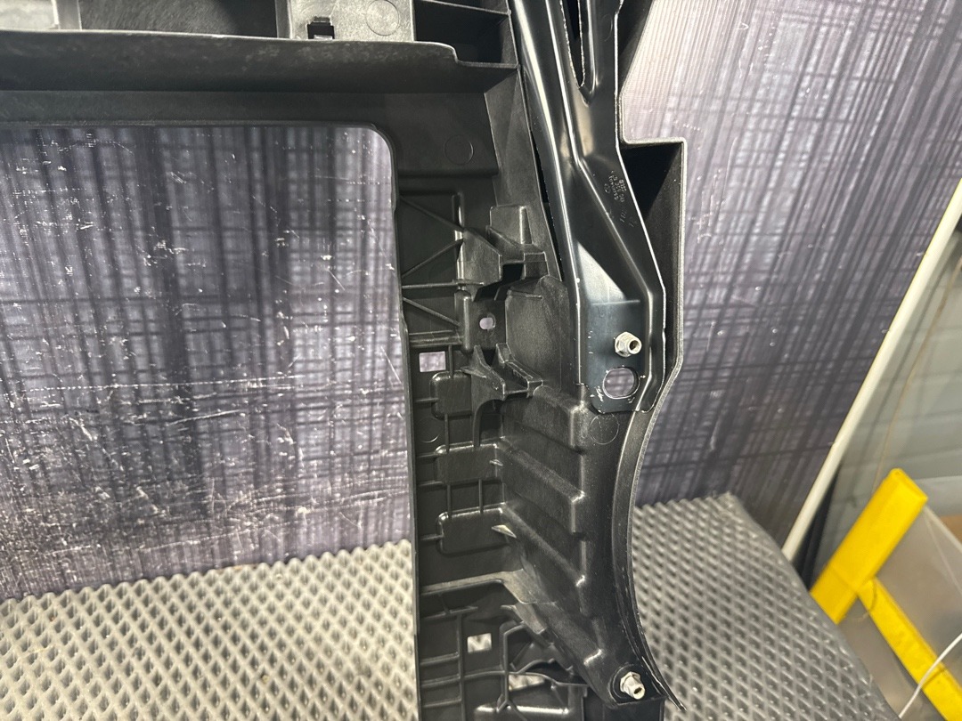 Рамка радиатора, 13620 рублей, Красноярск