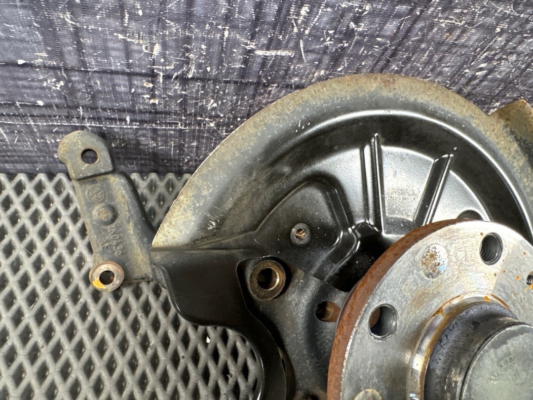 Поворотный кулак, 3680 рублей, Красноярск