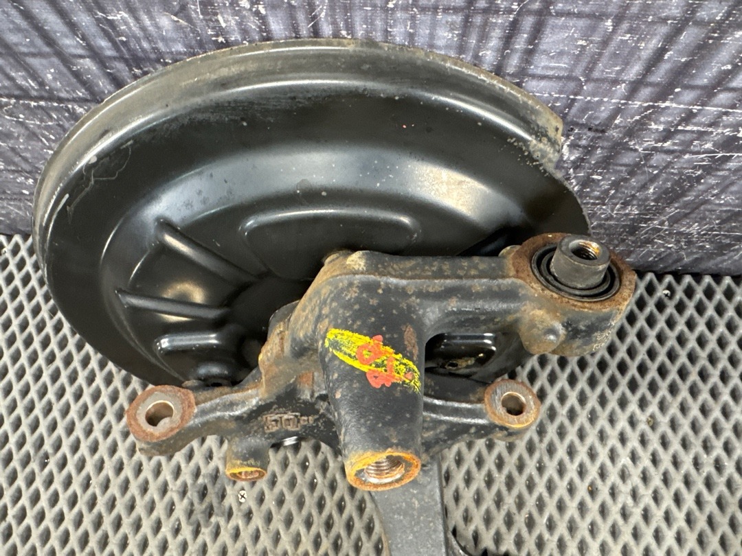 Поворотный кулак, 3680 рублей, Красноярск