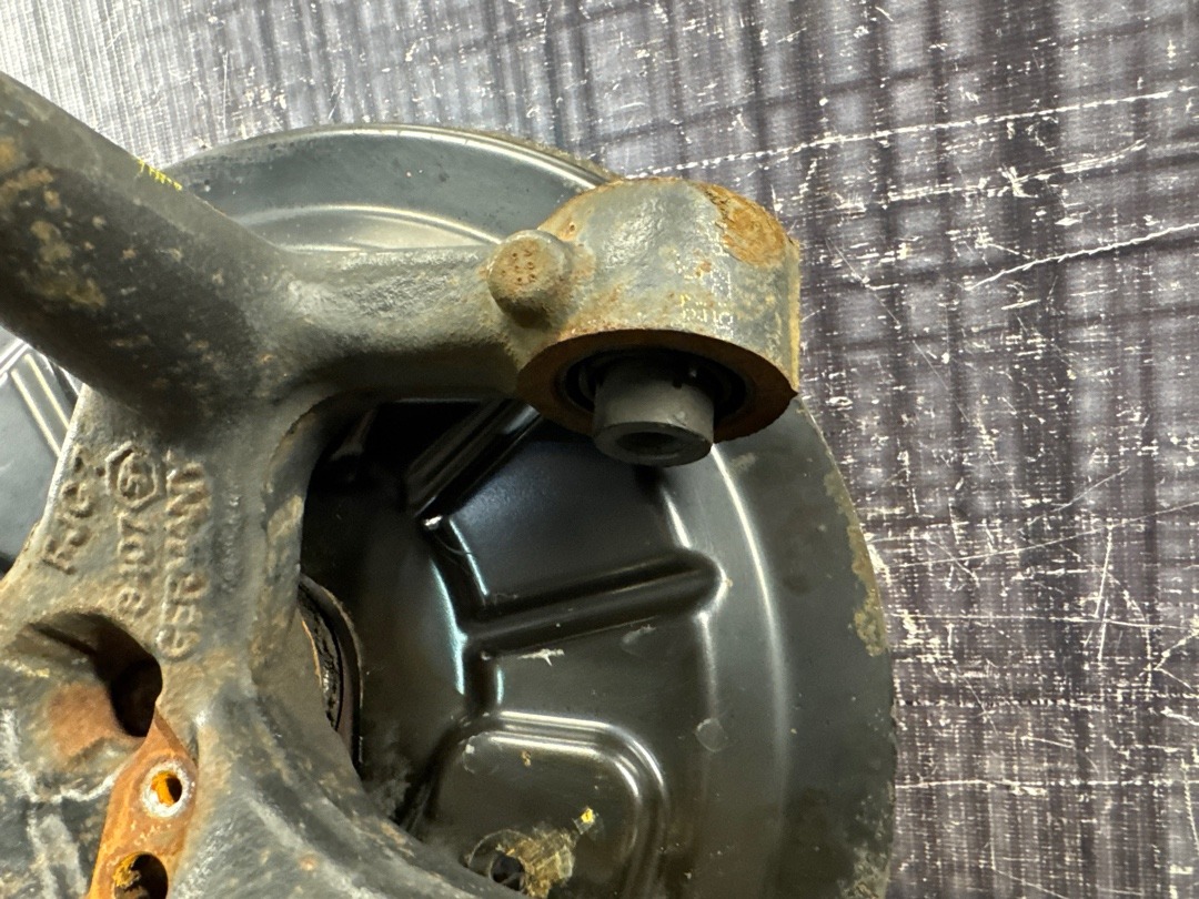 Поворотный кулак, 3680 рублей, Красноярск