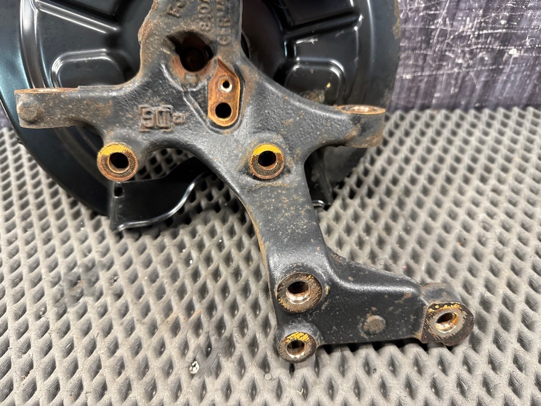 Поворотный кулак, 3680 рублей, Красноярск