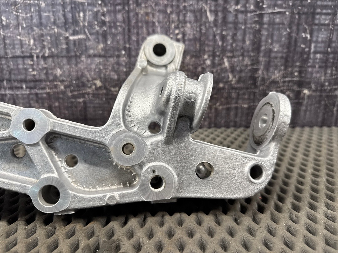 Кронштейн, 3180 рублей, Красноярск