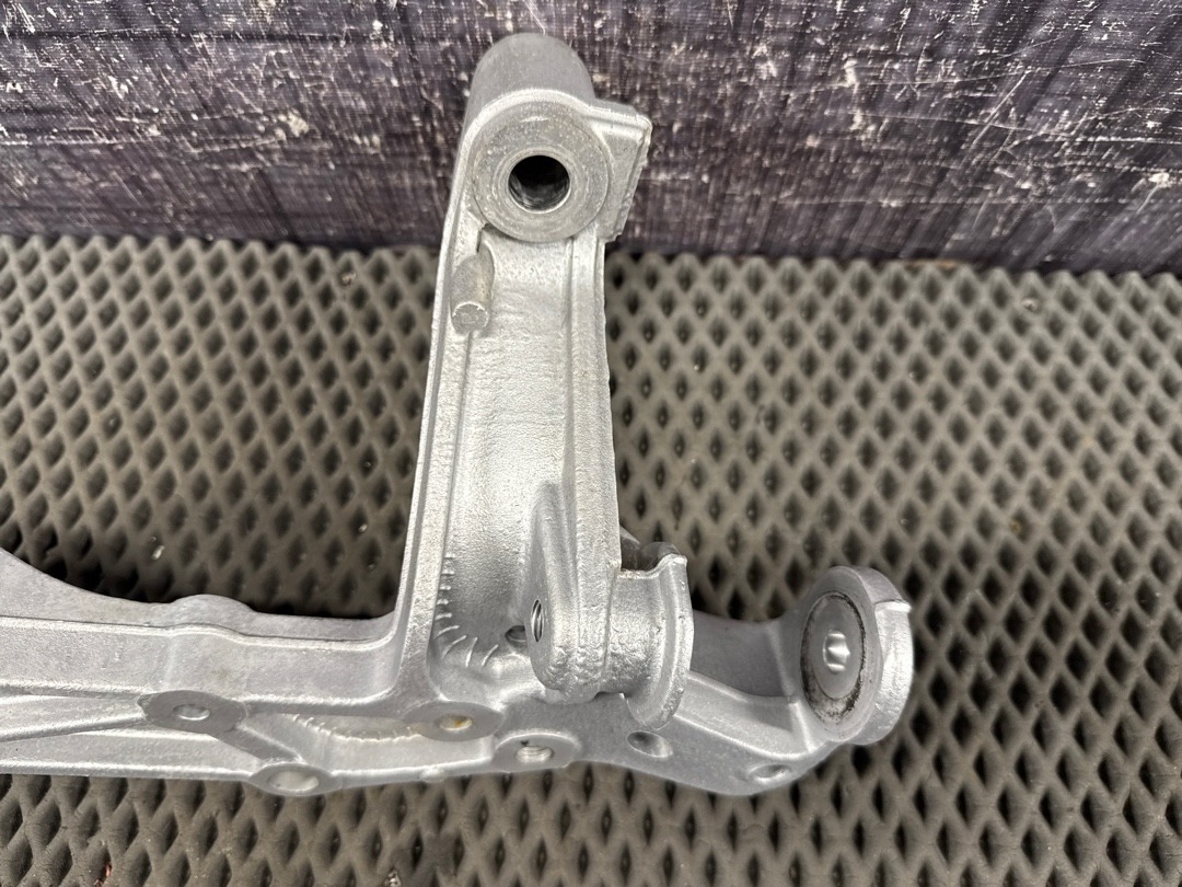 Кронштейн, 3180 рублей, Красноярск